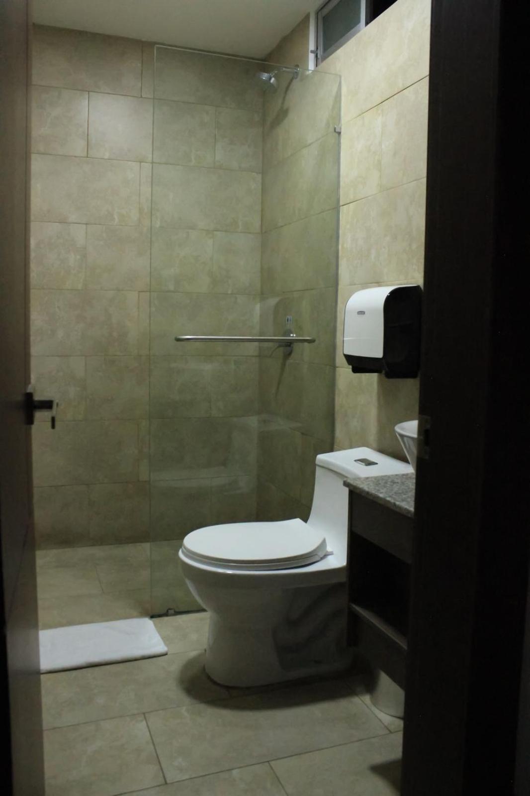 Hostal Camil Loja Exterior foto